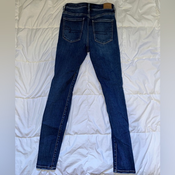 Dark wash American eagle skinny jeans, size 4. - Picture 2 of 2